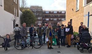 Spring family walk (Barnsbury and Cross Street)